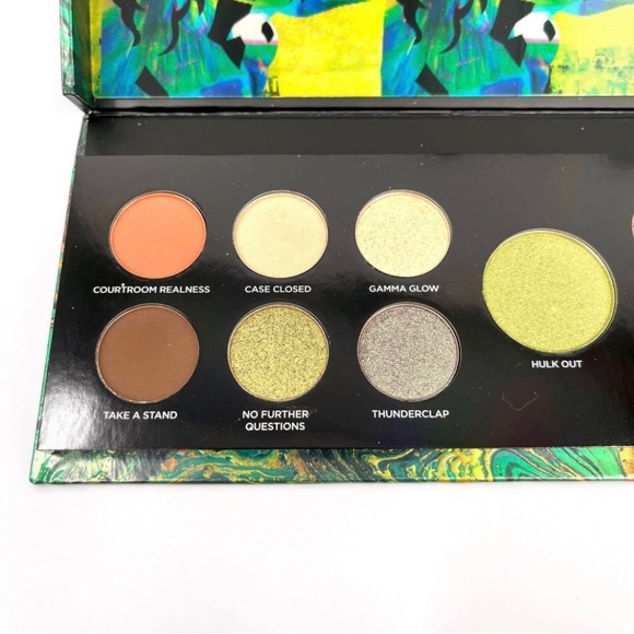 UD X MARVEL STUDIOS' SHE-HULK EYESHADOW PALETTE - Picture 8 of 9